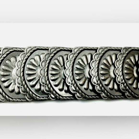Women’s Vintage Silver Tone Coin Stretch Belt 80s Shiny Disc Metal Cincher Belt main image 4